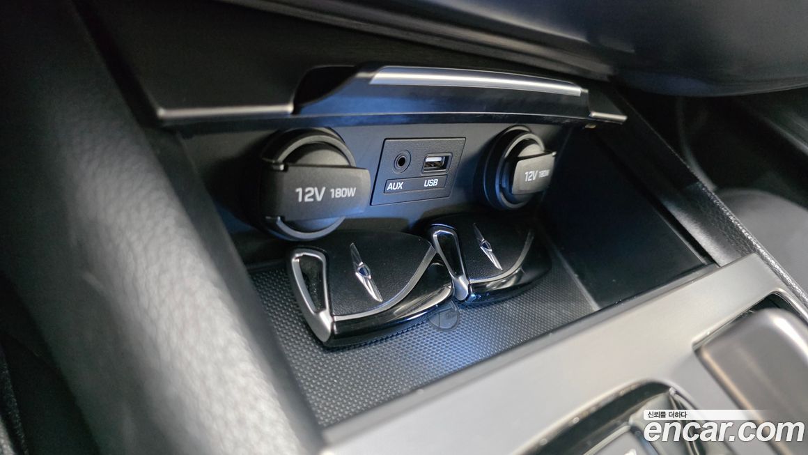 Hyundai Genesis 2015