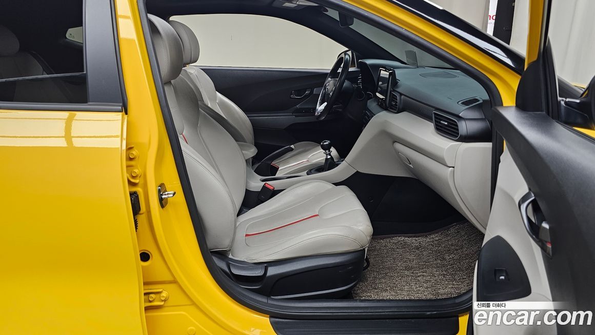 Hyundai Veloster 2018