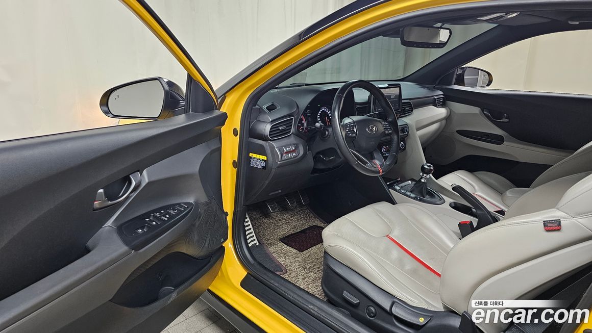 Hyundai Veloster 2018