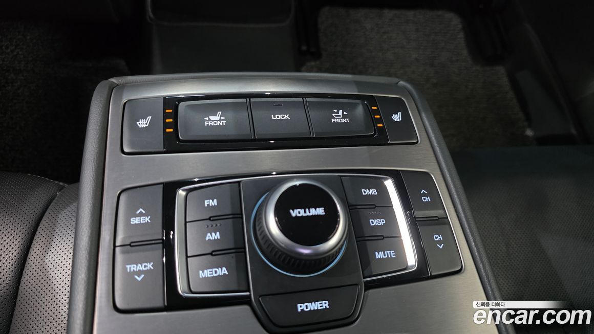 Hyundai Genesis 2015