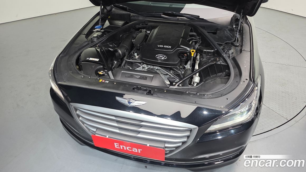 Hyundai Genesis 2015