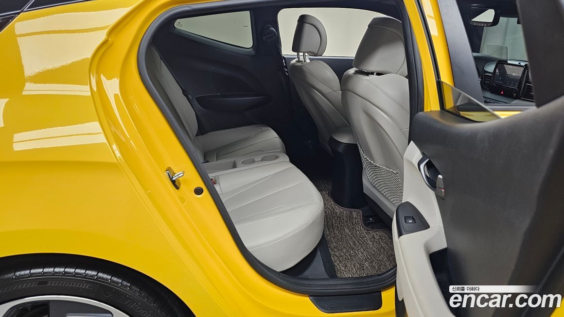 Hyundai Veloster 2018