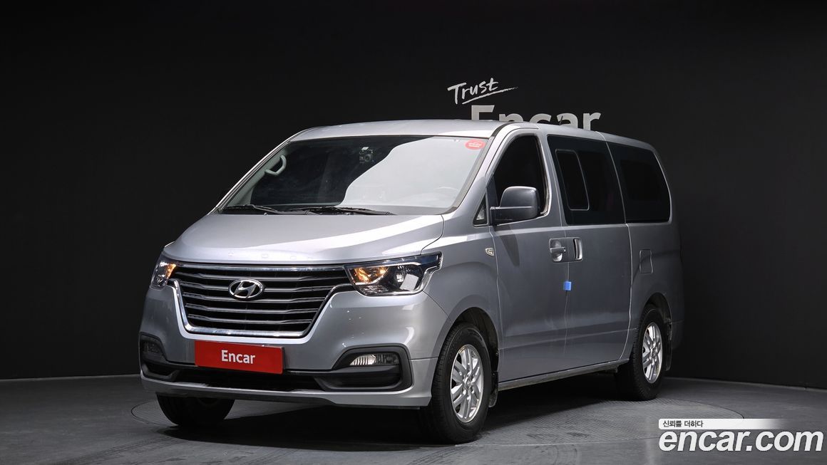 Hyundai Starex 2018
