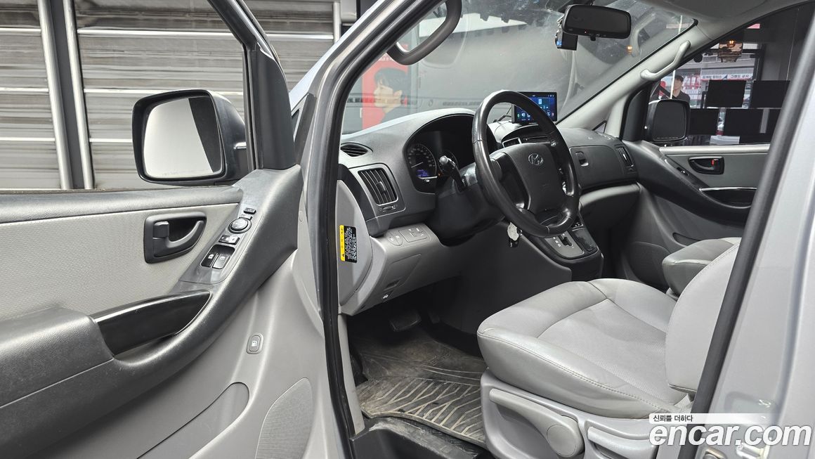 Hyundai Starex 2018