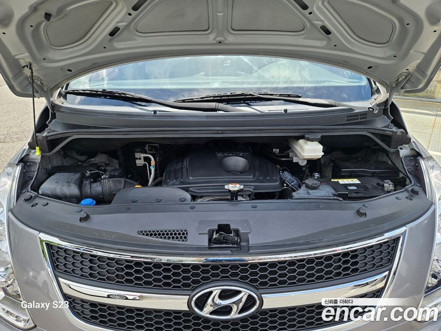 Hyundai Starex 2016