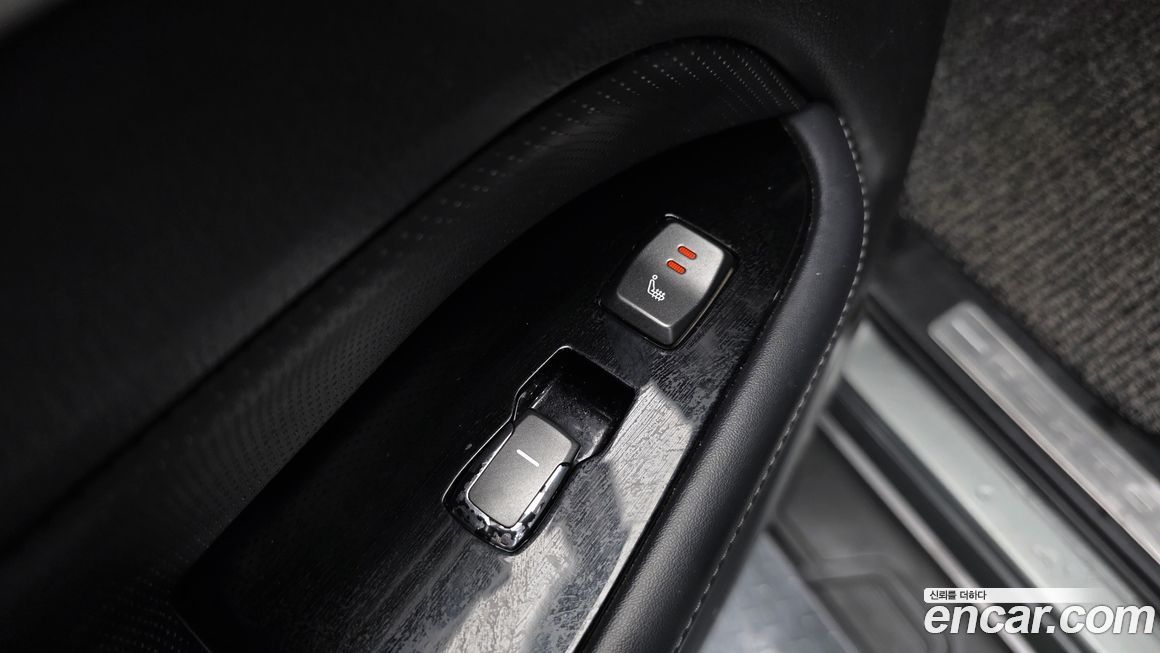 KG_Mobility_Ssangyong Rexton 2019