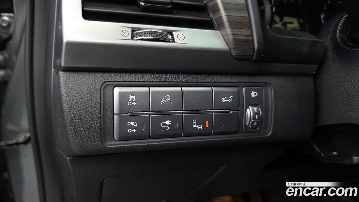 KG_Mobility_Ssangyong Rexton 2019