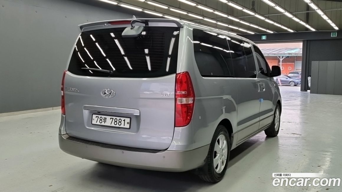 Hyundai Starex 2016