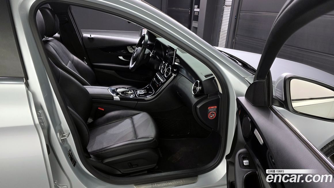 Mercedes-Benz C-Class 2016