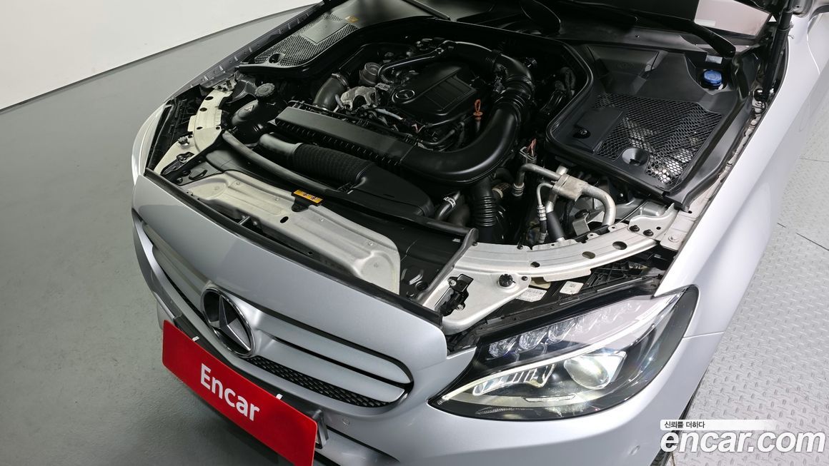 Mercedes-Benz C-Class 2016