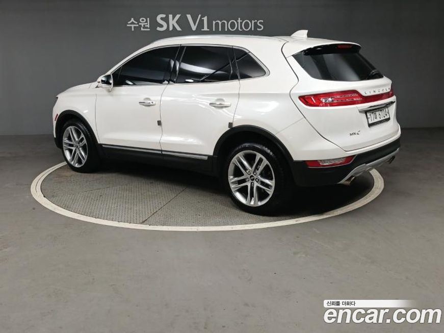 Lincoln MKC 2019