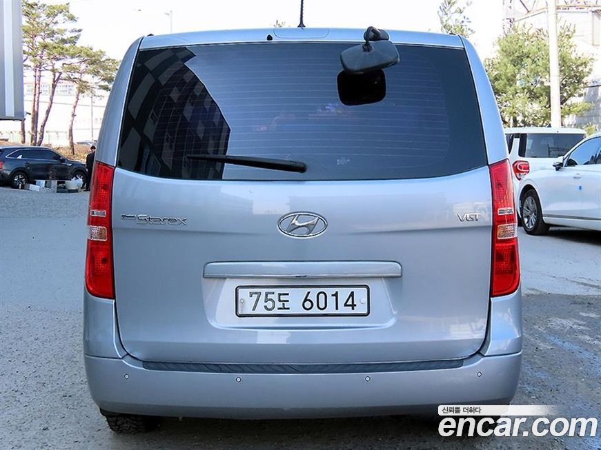 Hyundai Starex 2019