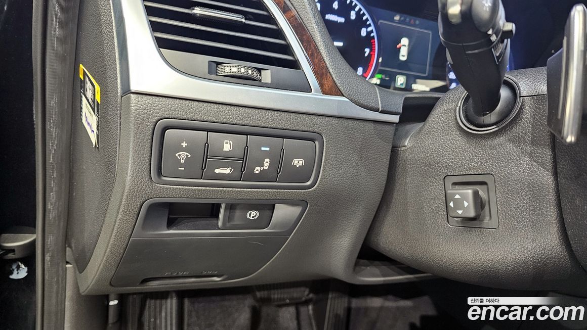 Hyundai Genesis 2016