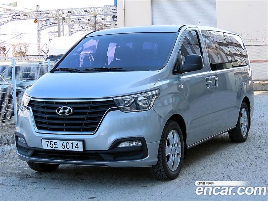 Hyundai Starex 2019