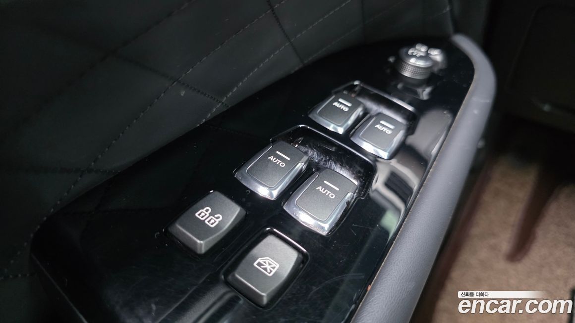 KG_Mobility_Ssangyong Rexton 2018