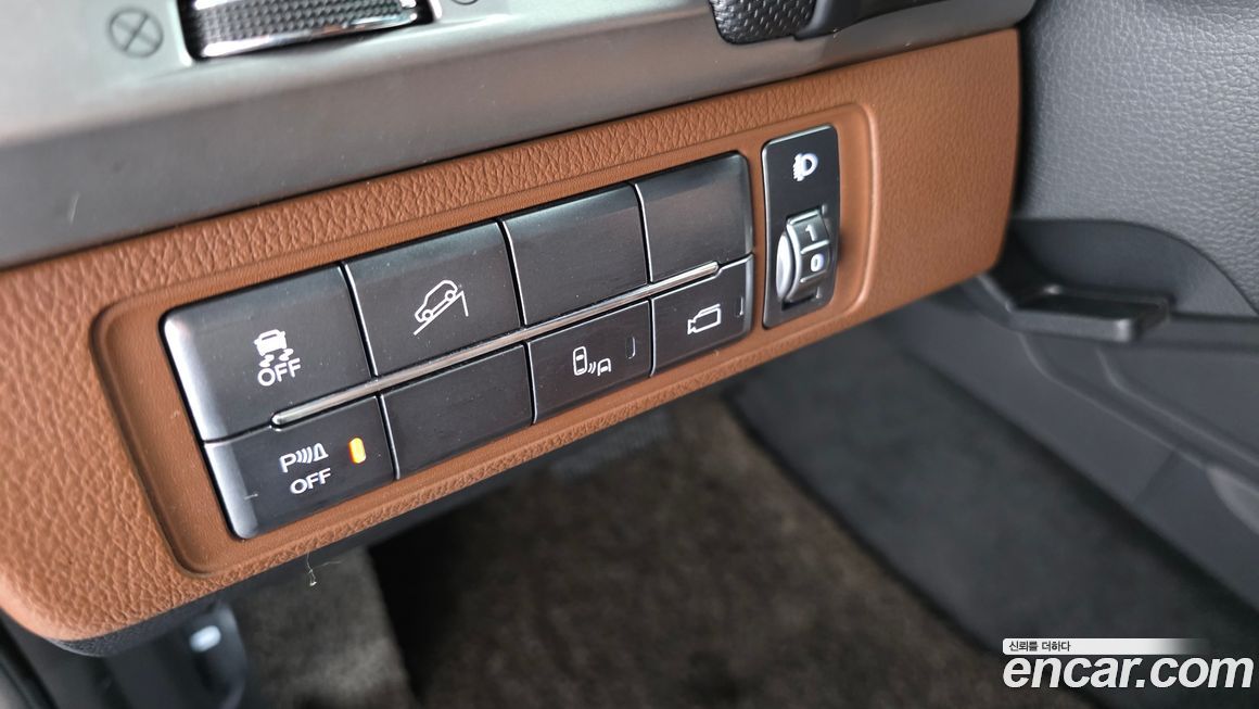 KG_Mobility_Ssangyong Rexton 2018