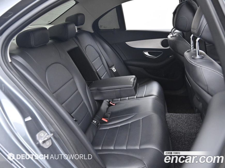 Mercedes-Benz C-Class 2017