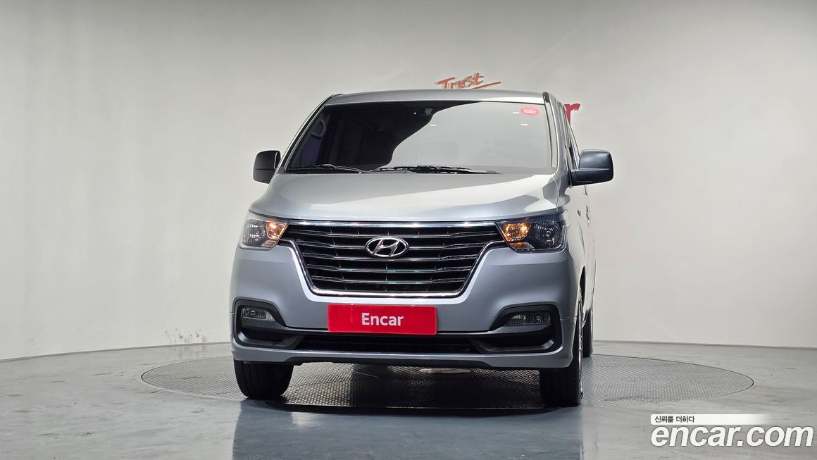 Hyundai Starex 2019