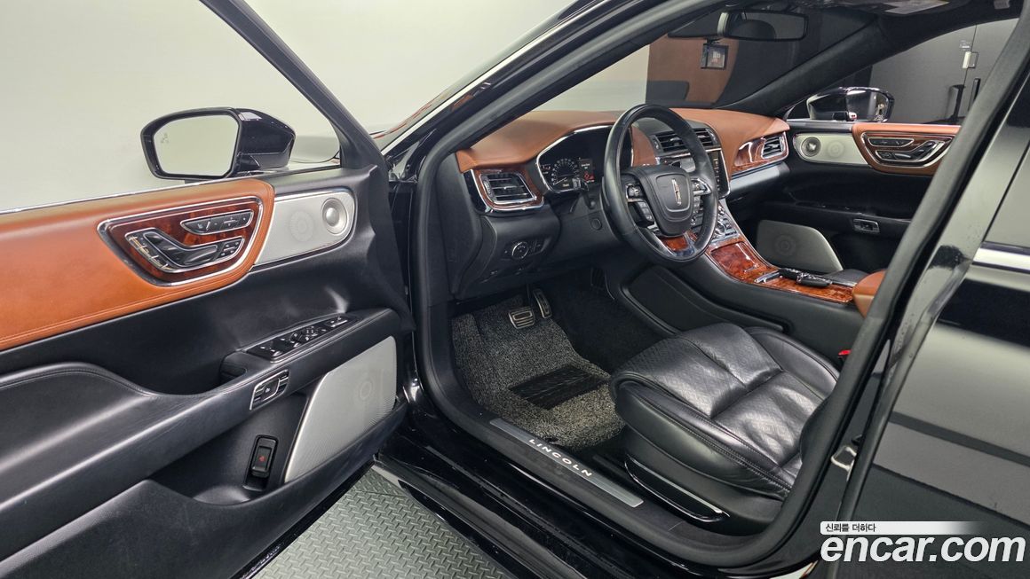 Lincoln Continental 2020