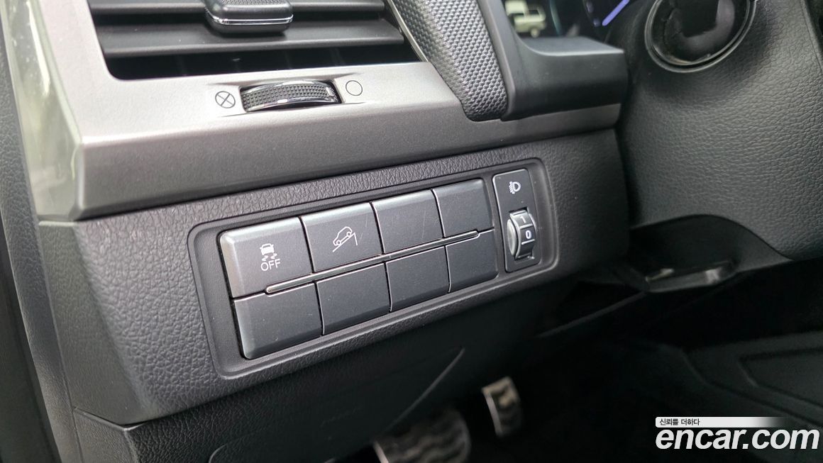 KG_Mobility_Ssangyong Rexton 2019