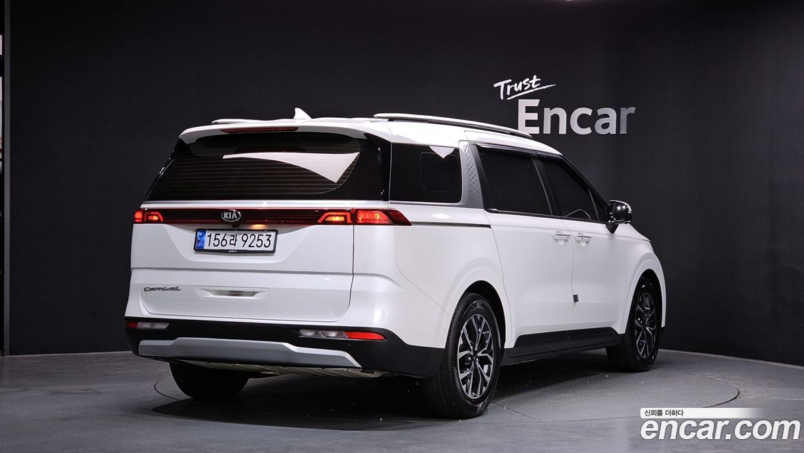 Kia Canival 2021