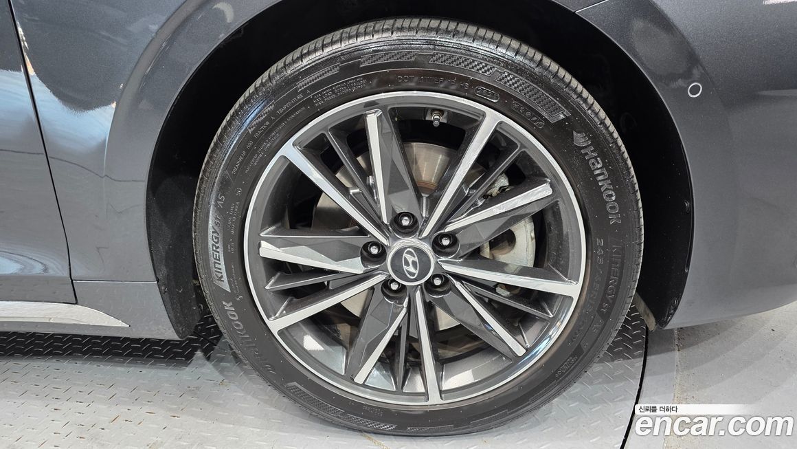 Hyundai Grandeur 2022