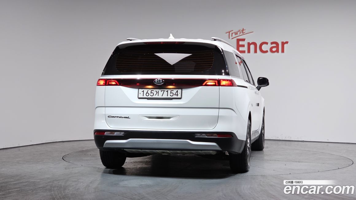 Kia Canival 2021