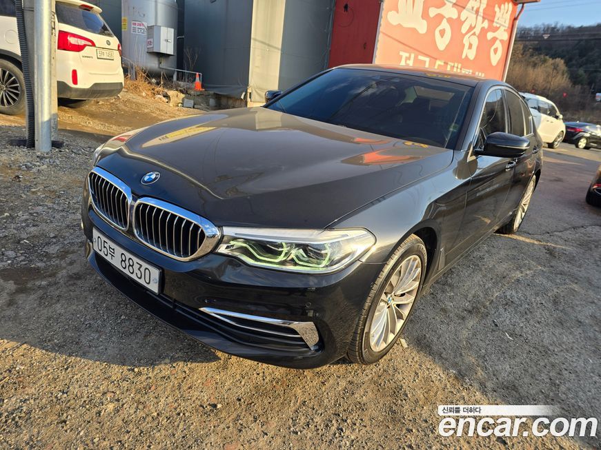 BMW 5-Series 2019