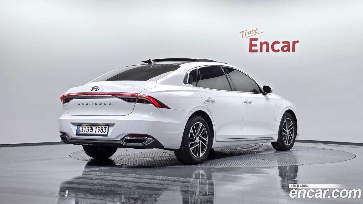 Hyundai Grandeur 2020