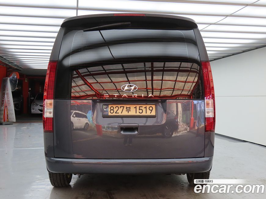 Hyundai Staria 2023