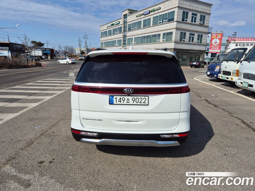 Kia Canival 2021