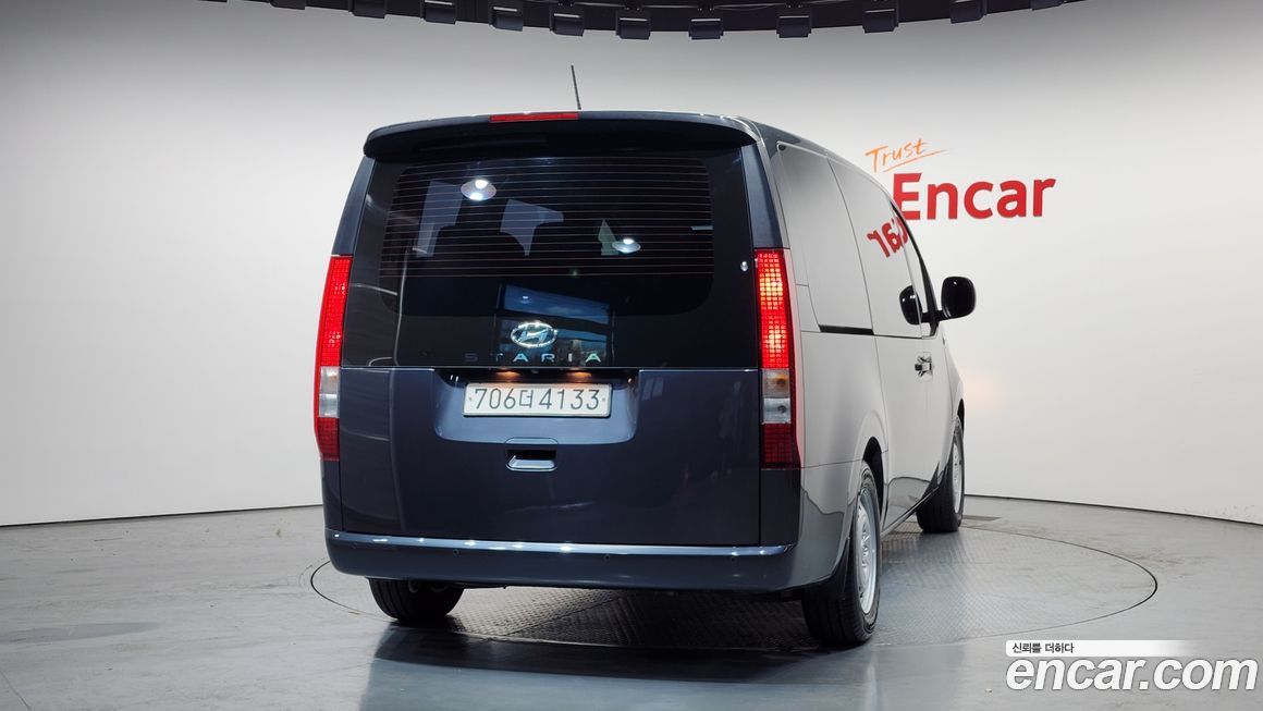 Hyundai Staria 2023