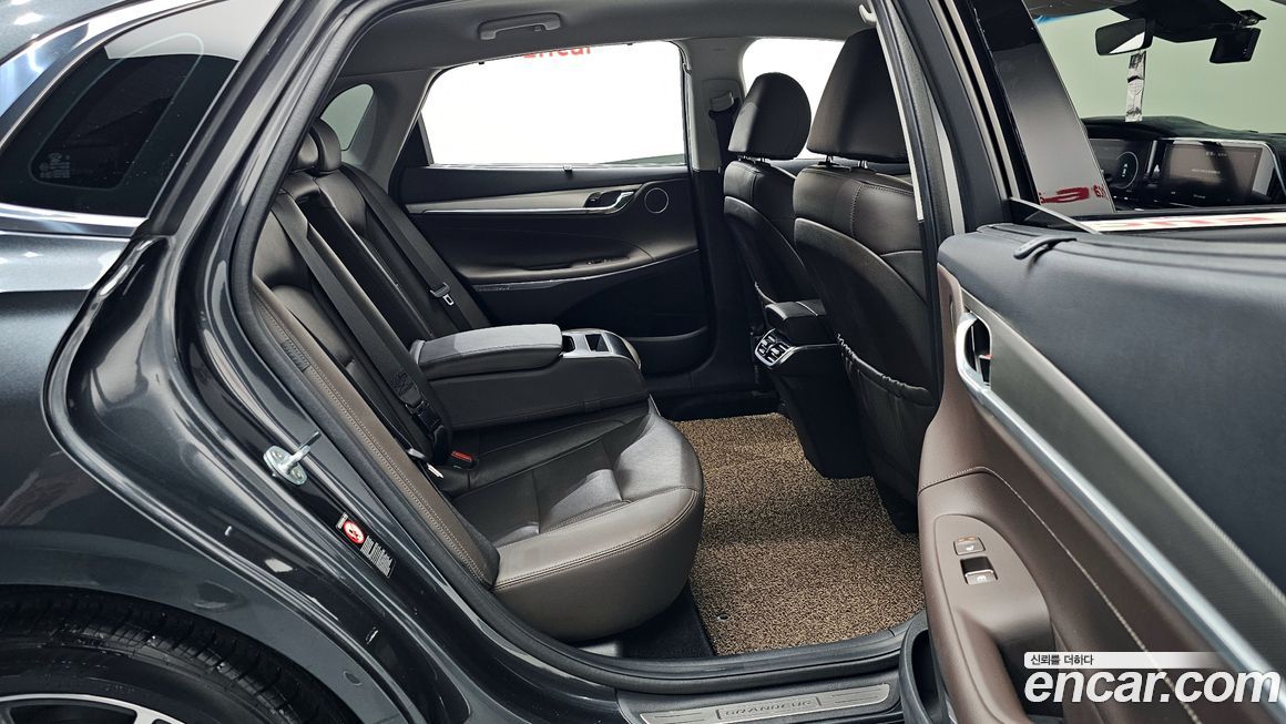 Hyundai Grandeur 2020