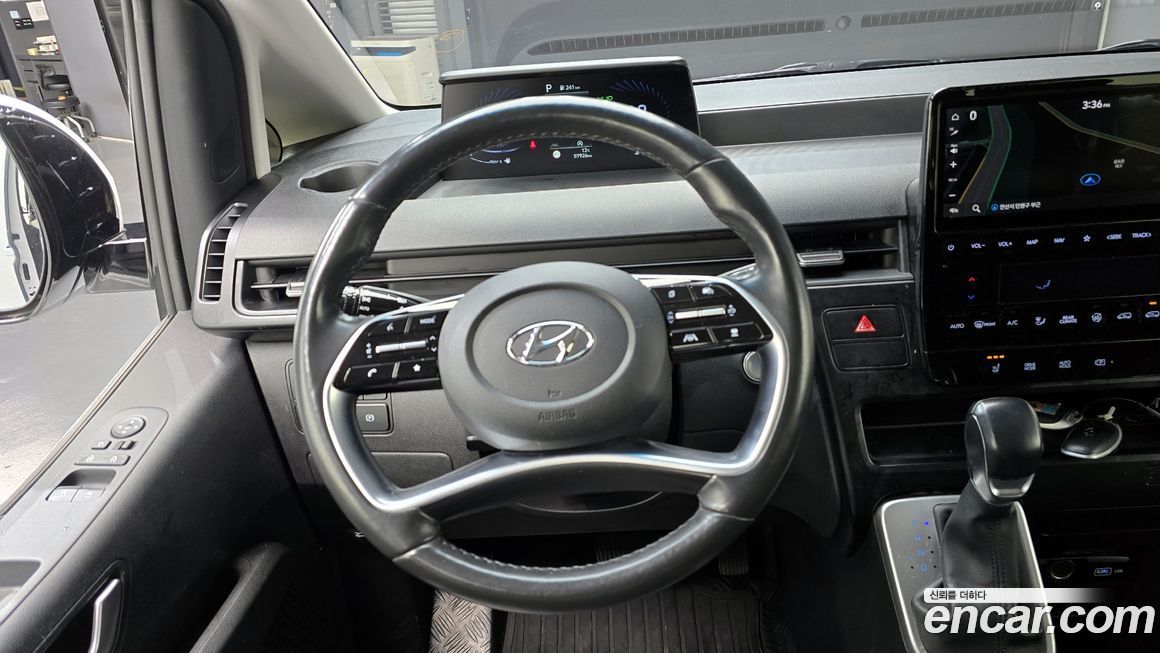 Hyundai Staria 2022