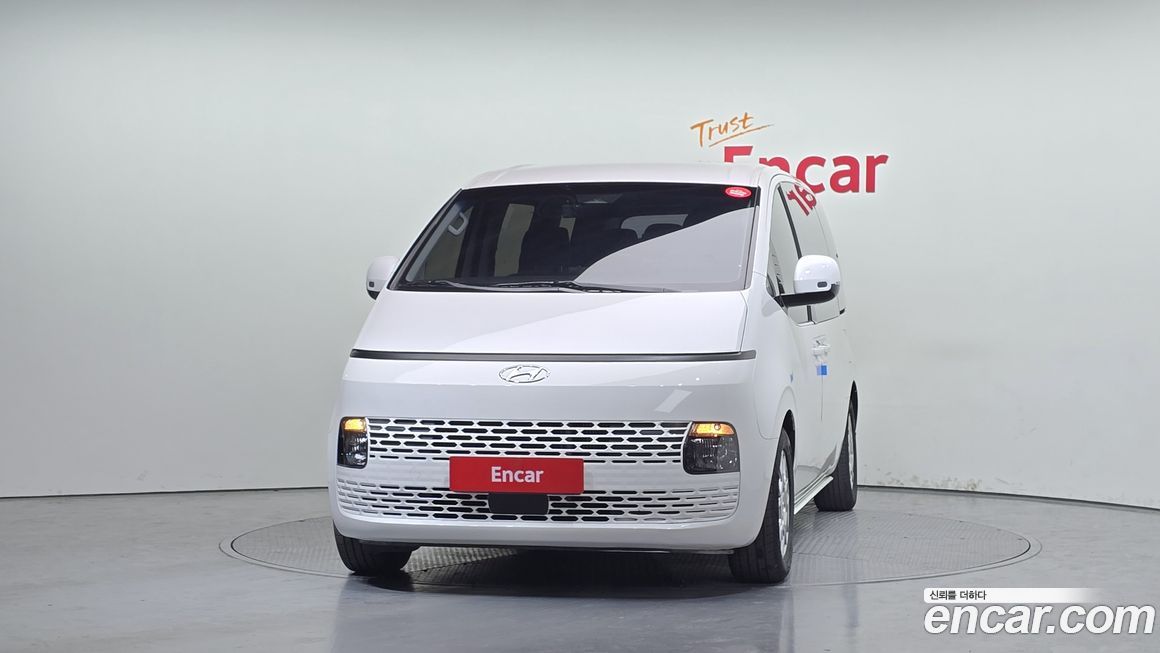 Hyundai Staria 2022