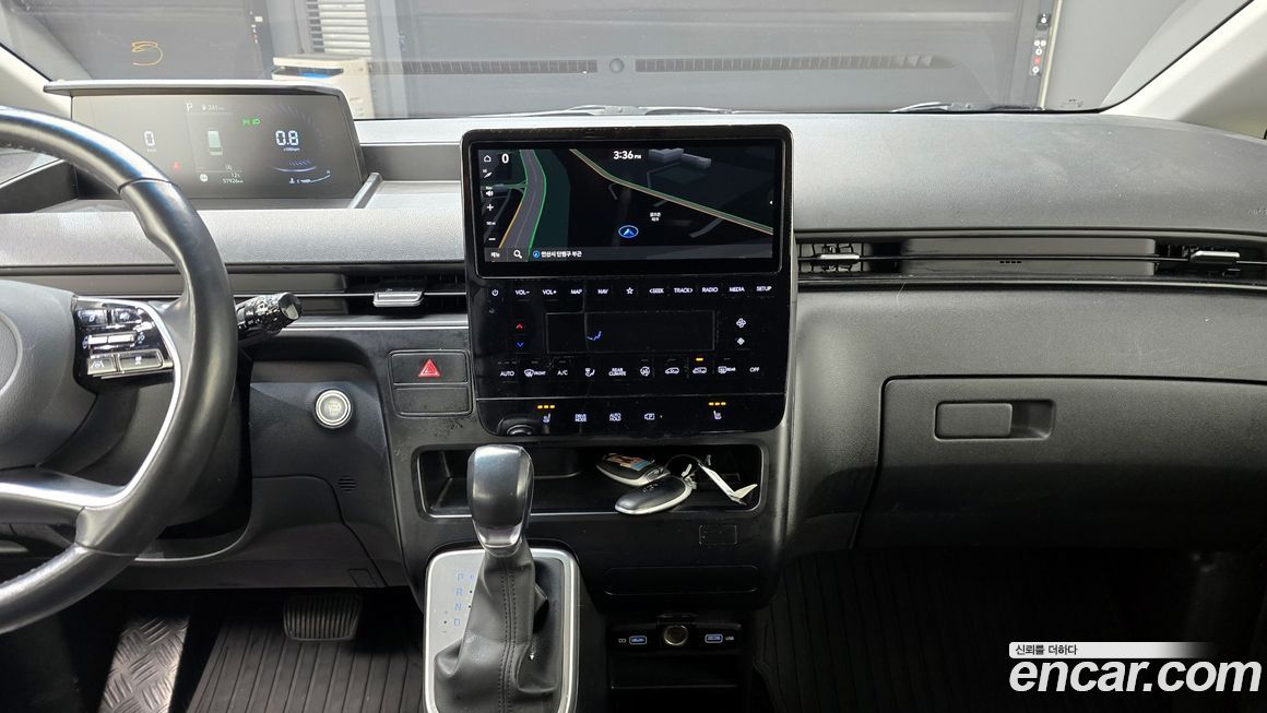 Hyundai Staria 2022