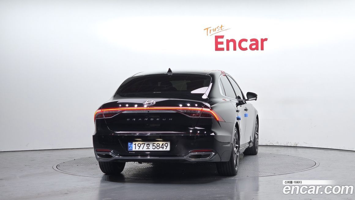 Hyundai Grandeur 2022