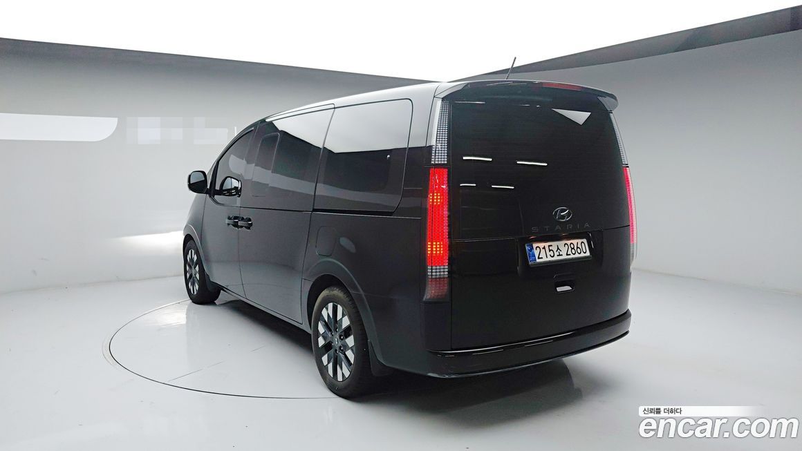 Hyundai Staria 2022