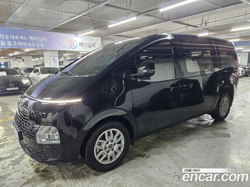 Hyundai Staria 2025
