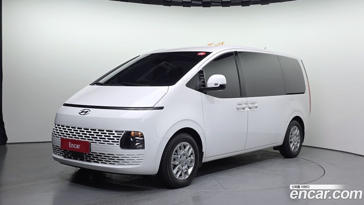 Hyundai Staria 2023