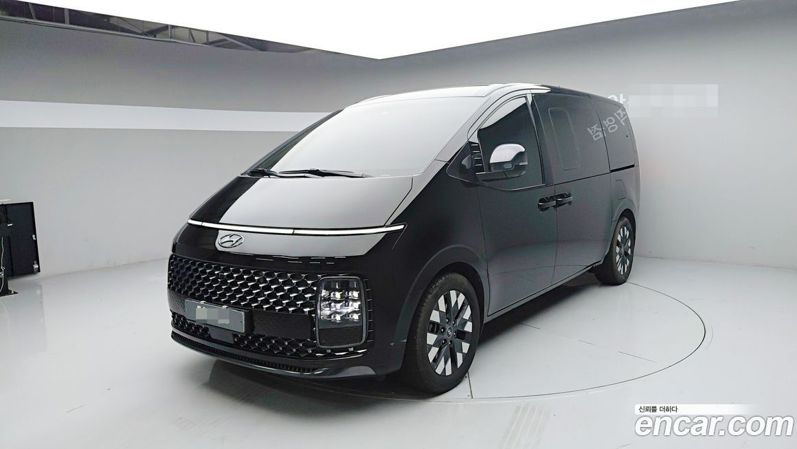Hyundai Staria 2022