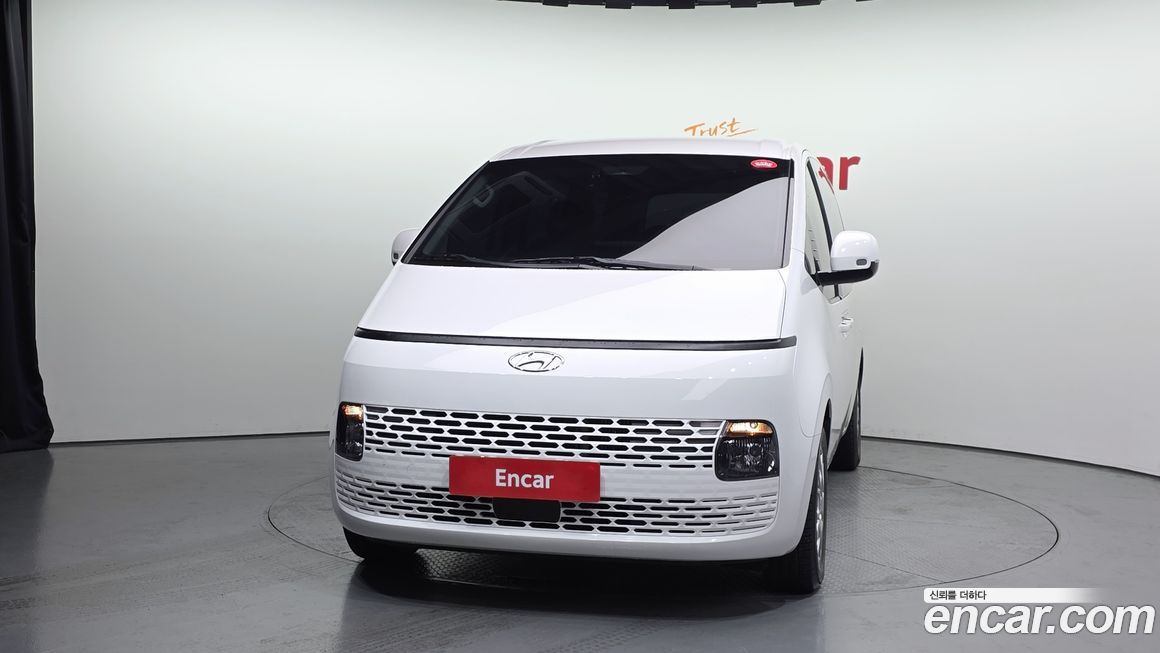 Hyundai Staria 2023