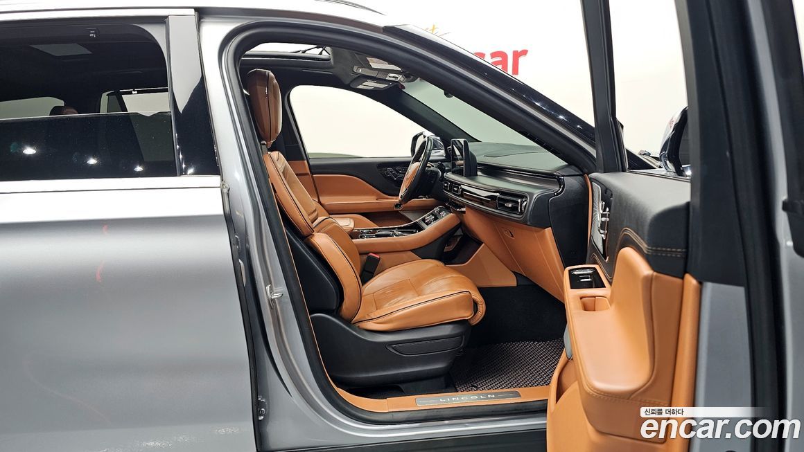 Lincoln Aviator 2021