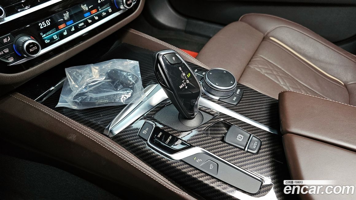 BMW 5-Series 2019