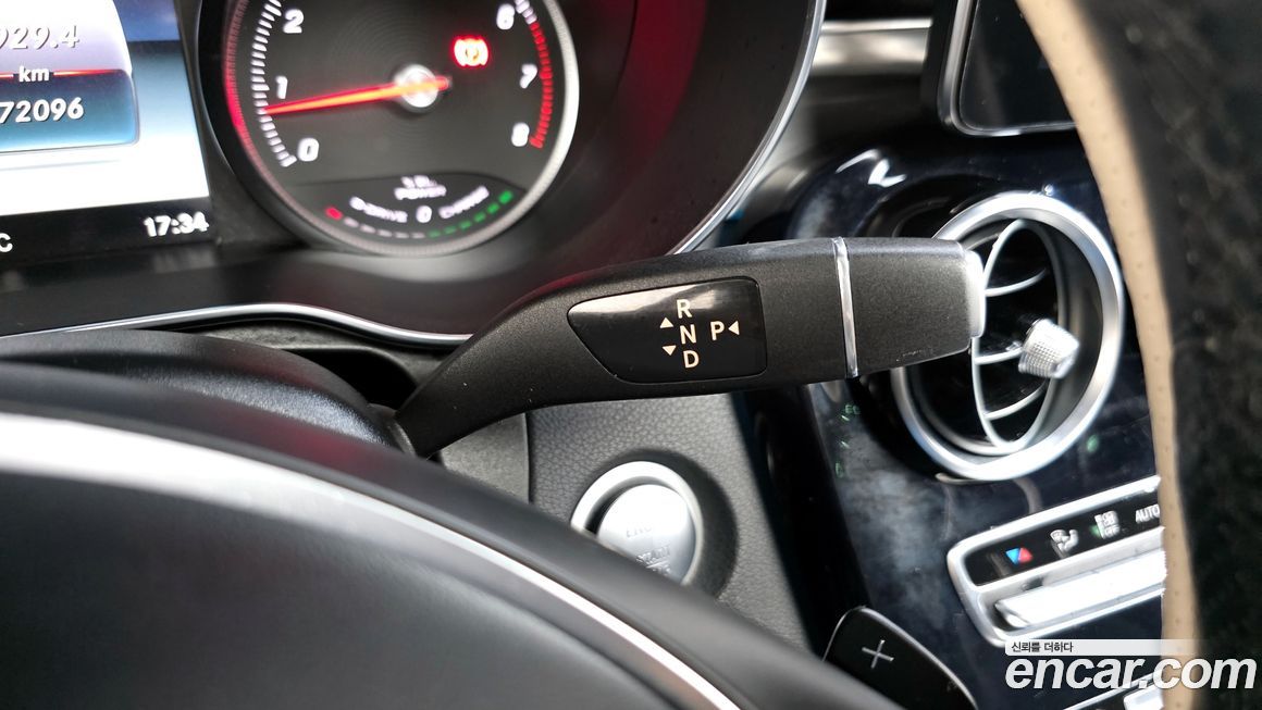 Mercedes-Benz GLC-Class 2018