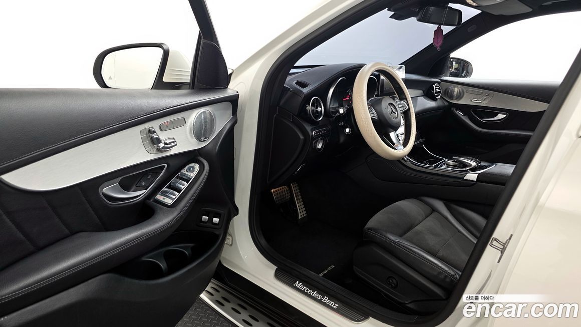 Mercedes-Benz GLC-Class 2018