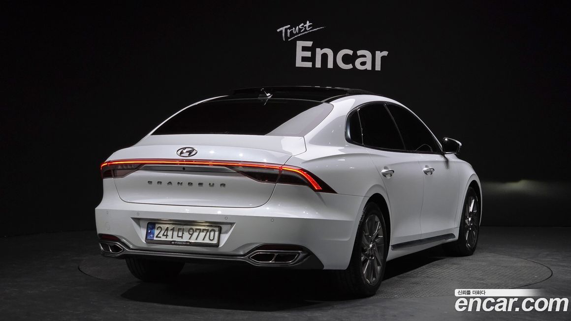 Hyundai Grandeur 2021