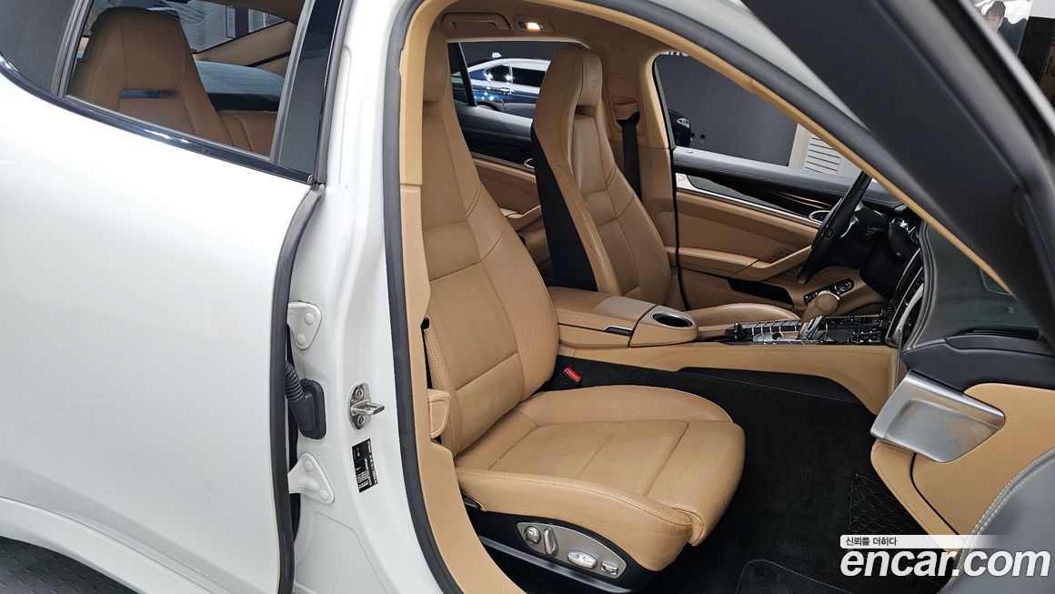 Porsche Panamera 2016