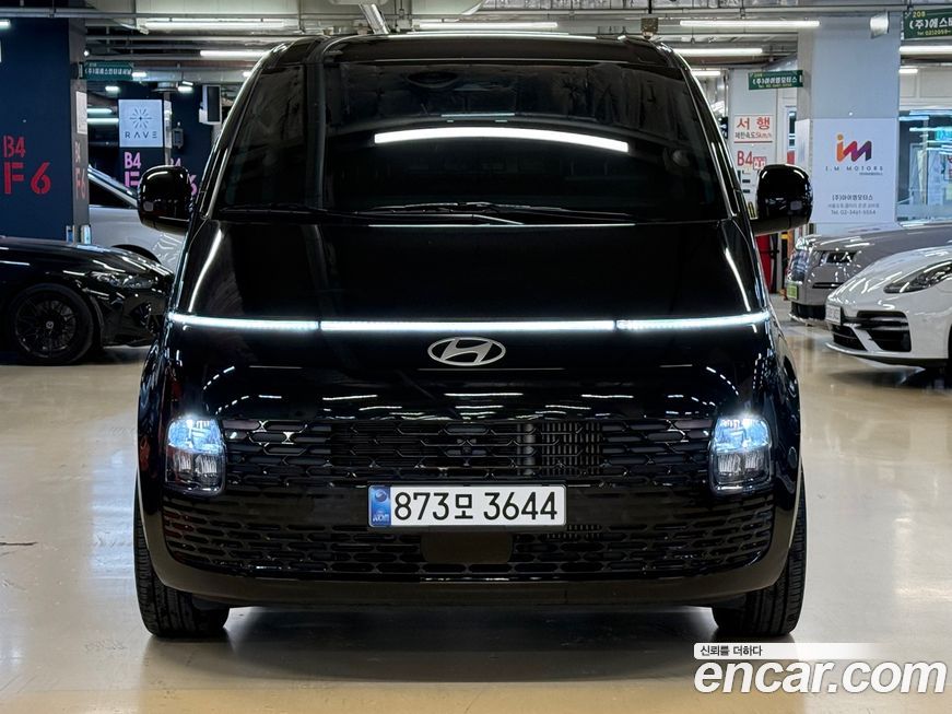 Hyundai Staria 2025