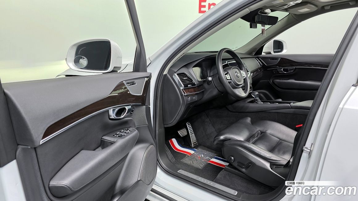 Volvo XC90 2019